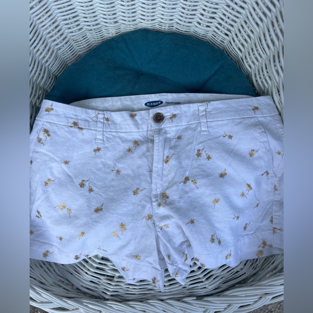 Women’s palm tree shorts